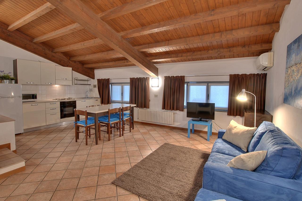 Residence il Cascinetto Pavia Esterno foto